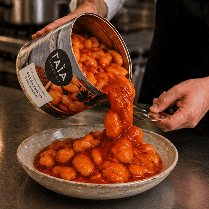 Greek Gigantes Plaki in Tomato Sauce – 2kg Catering Tin: Authentic Giant Beans for Foodservice - Greek Flavours