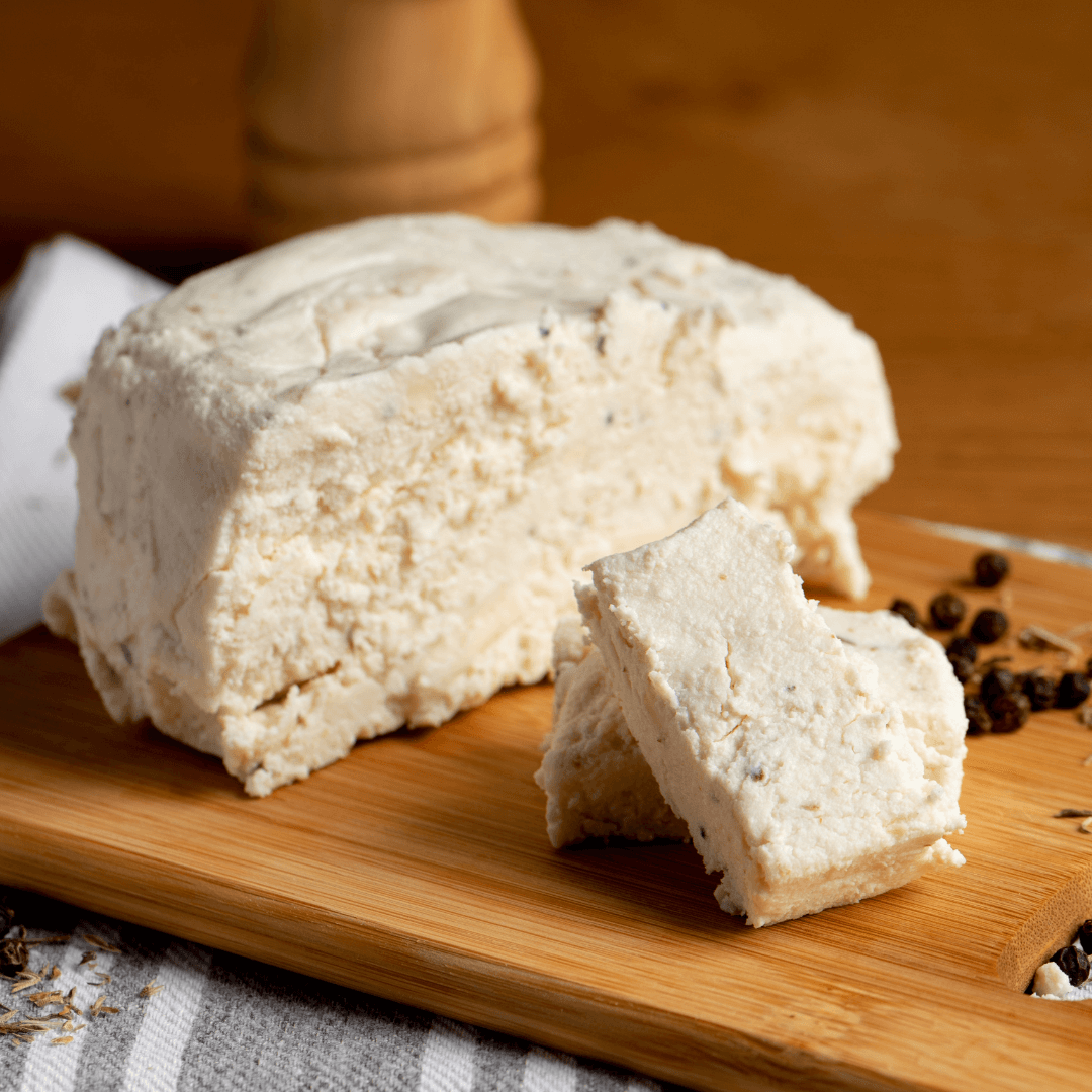 Soft Skotiri from Ios – Creamy Greek Cheese with Wild Thyme | ~500g - Greek Flavours