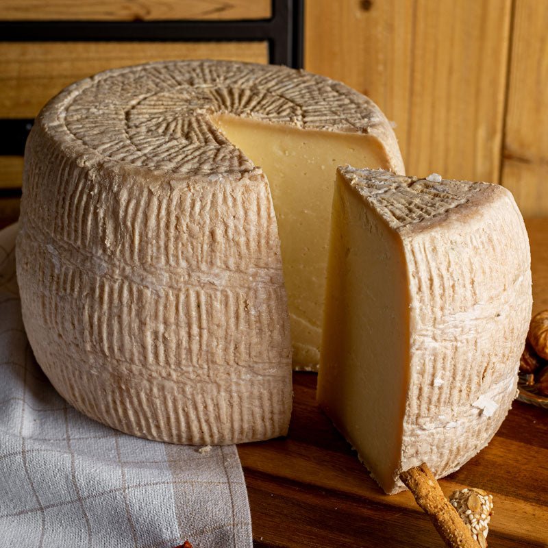 10 Greek Cheese to Eat: the most famous traditional cheeses of Greece